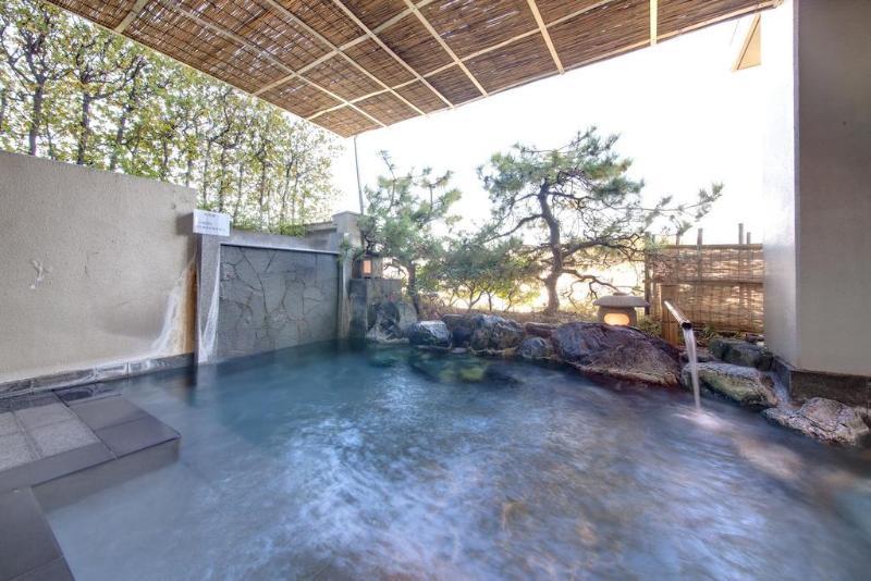Hotel Ravie Kawaryo Іто Екстер'єр фото